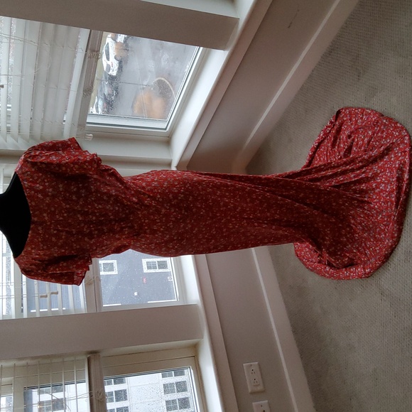 **Last One Left**Selkie The Flutter Slip Dress in Jam Cake - Picture 9 of 16